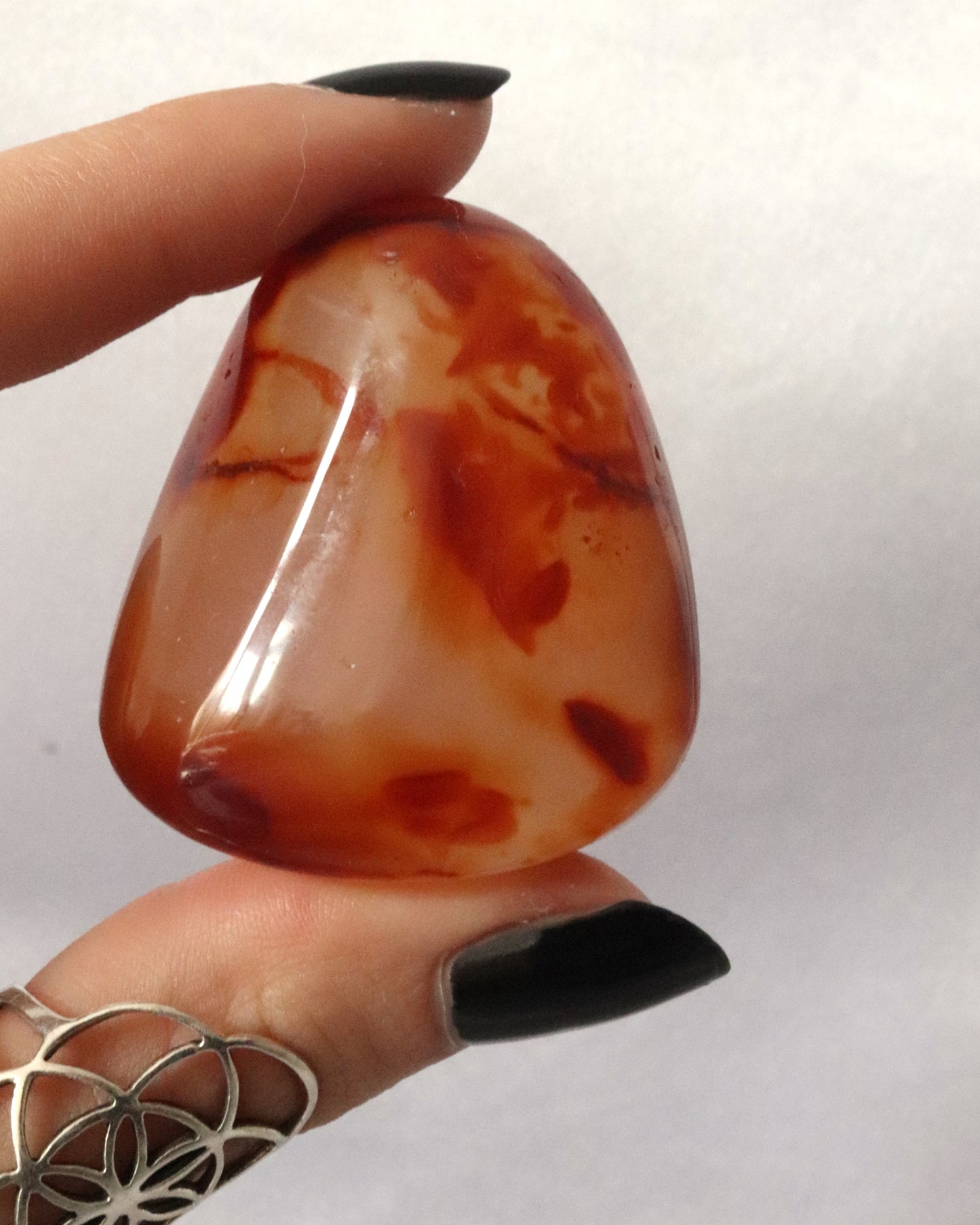 Carnelian tumblestone